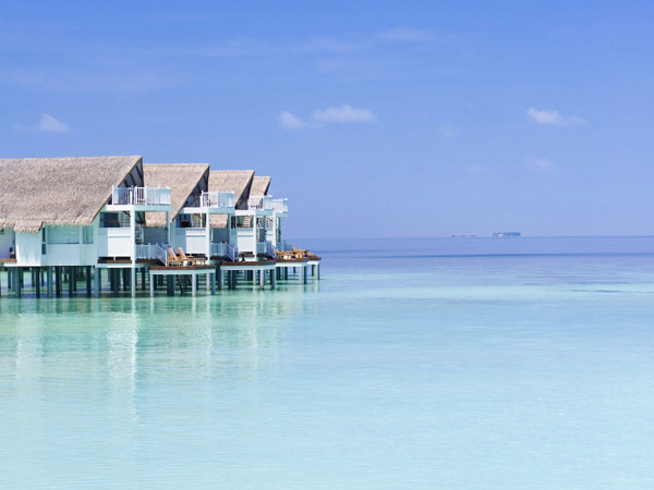  Centara Grand Island Resort & Spa Maldives